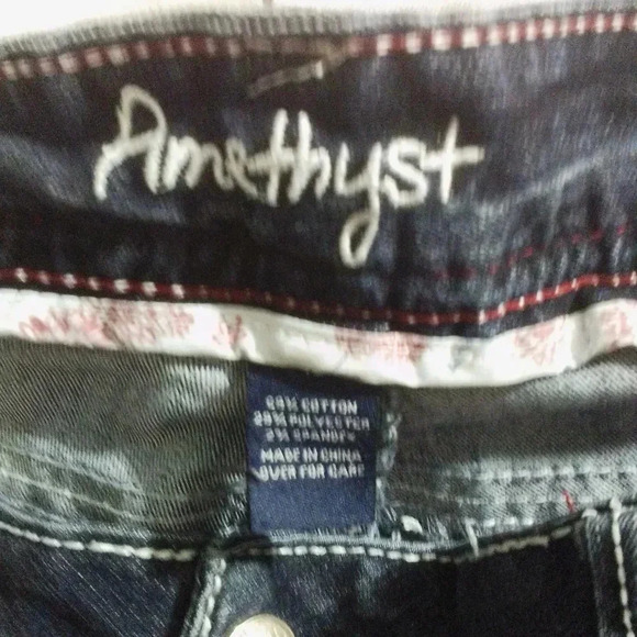 Jeans - Picture 4 of 11